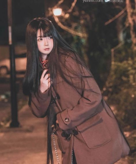 办公室遮副乳蕾丝内衣欧美_4K高清迅雷在线观看